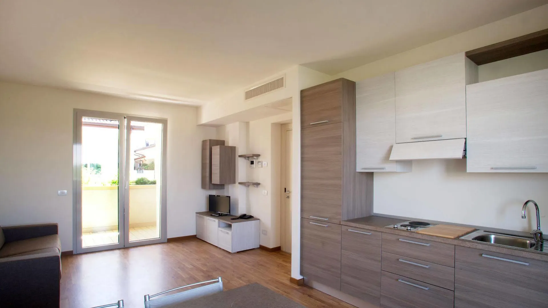 Residence Le Querce Cernusco Sul Naviglio 4*,