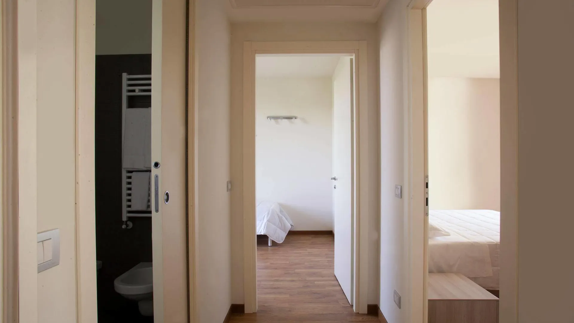 Residence Le Querce Cernusco Sul Naviglio Ξενοδοχείο με διαμερίσματα